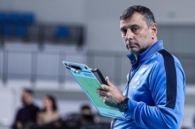 Желязков: Не сме обречени срещу Ястжембски