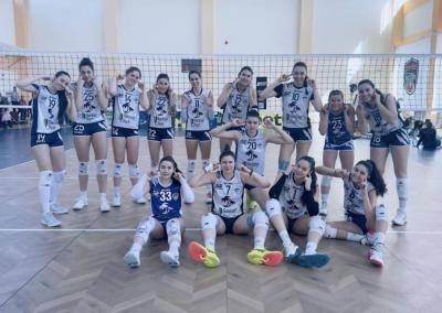 Дамите завършват втори редовния сезон