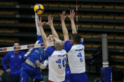 Левски с първа победа за полусезона след драма
